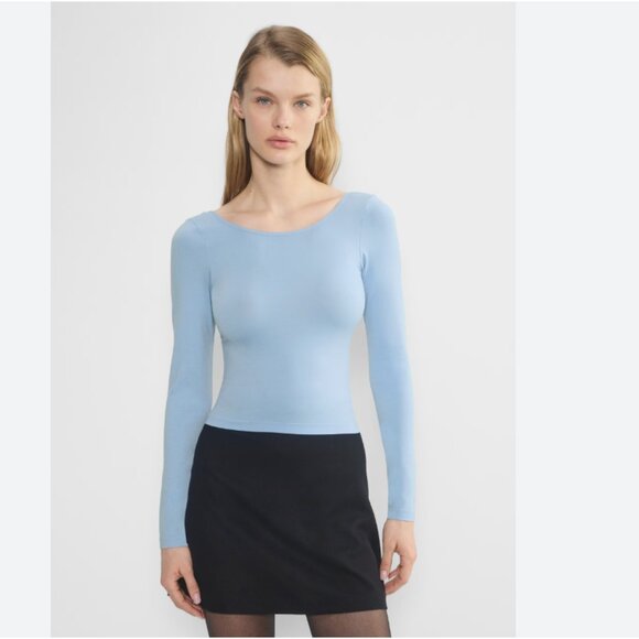 Aritzia Smooth Seamless Willow Scoopneck Longsleeve - Picture 1 of 4